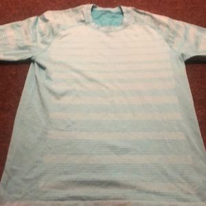 Men’s Lululemon Eat Drink Sweat Repeat Vent Tee Size MediumBlue Workout Athletic